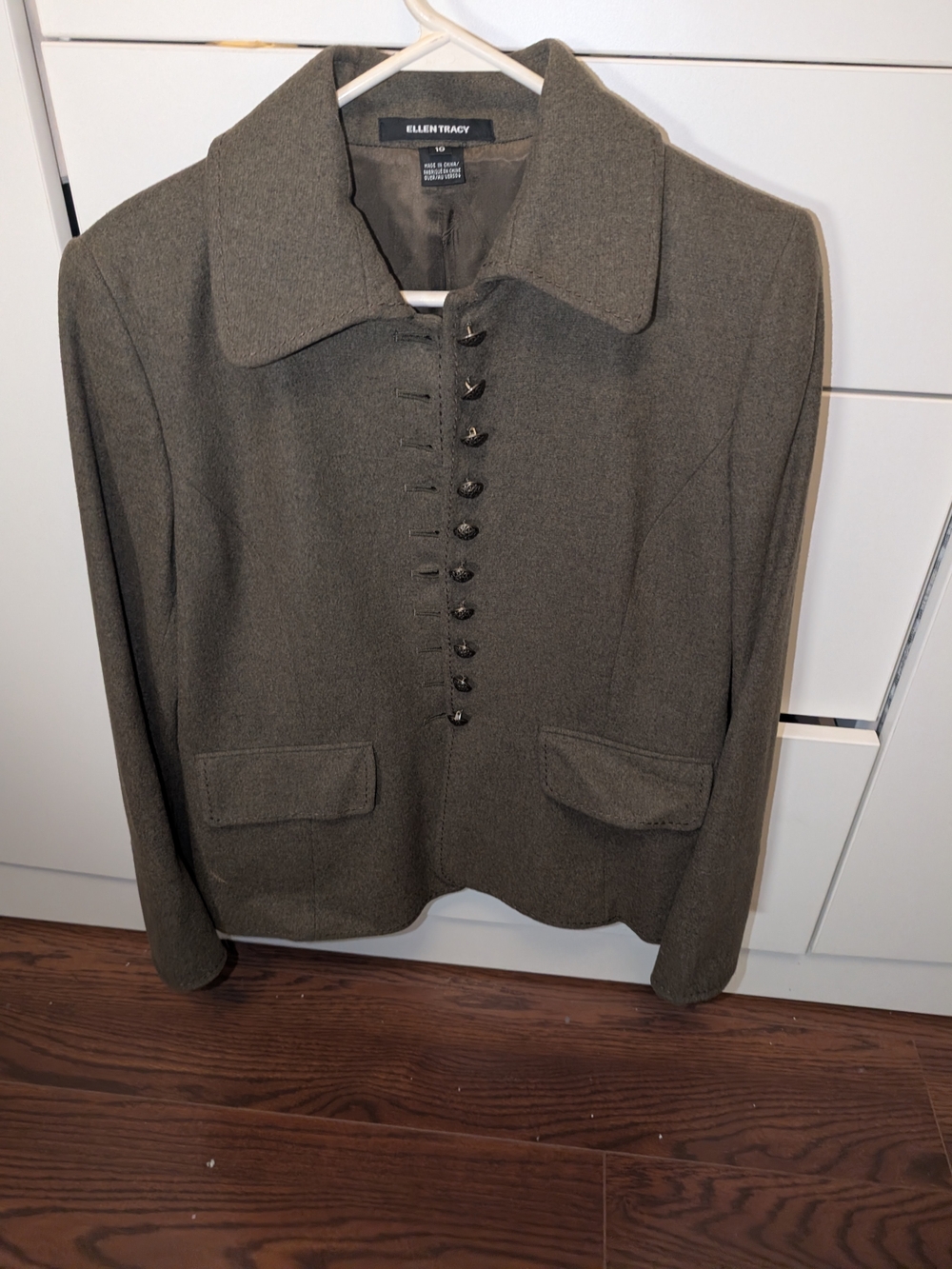 Ellen Tracy Military-Style Olive Blazer with Button Placket